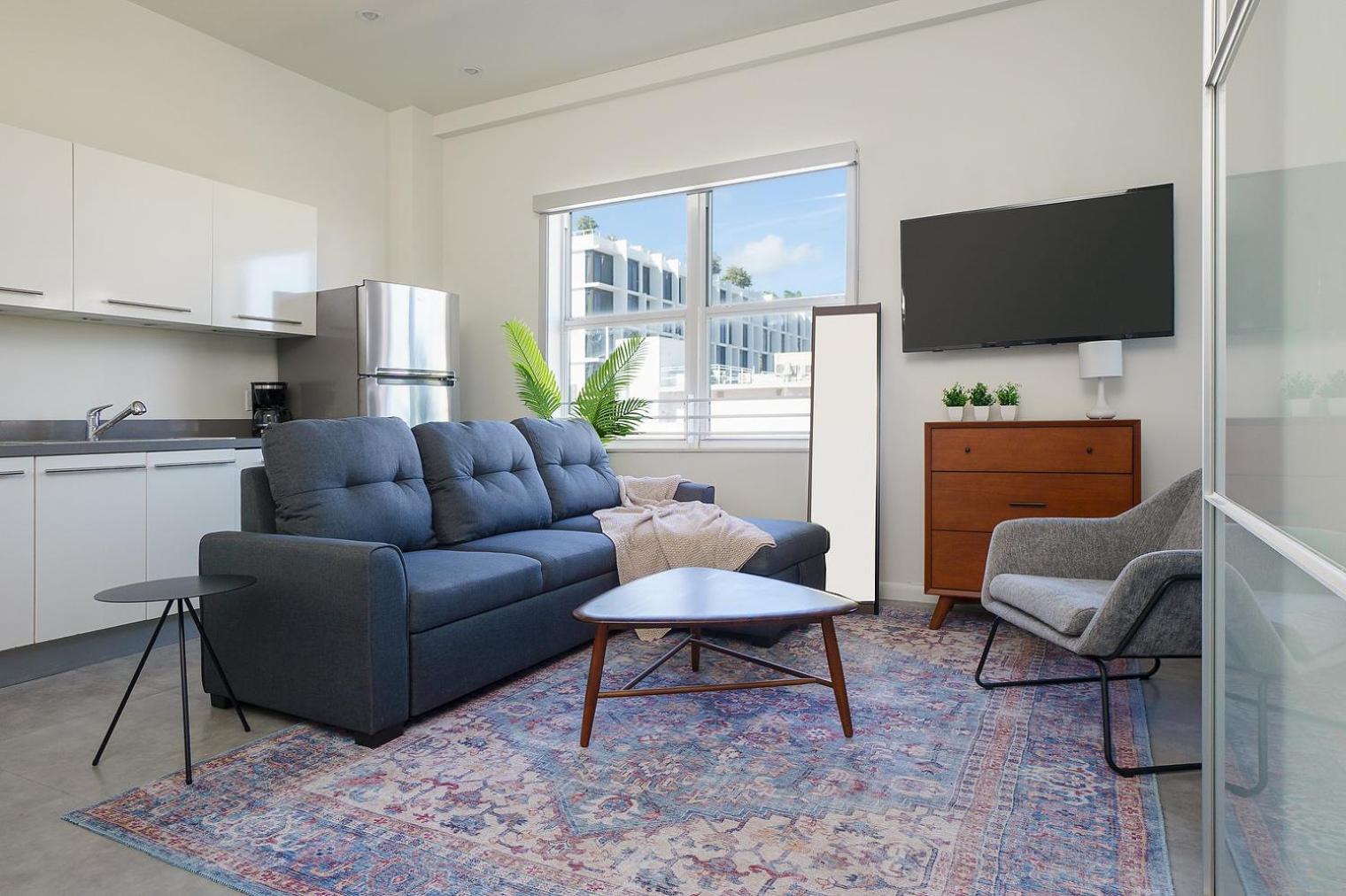 Franklin South Apartment
